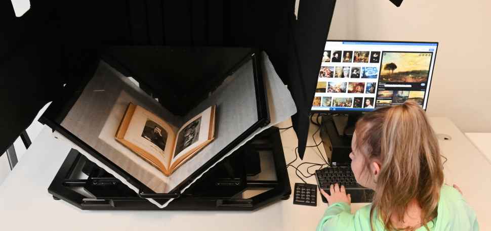 Library digitisation lab